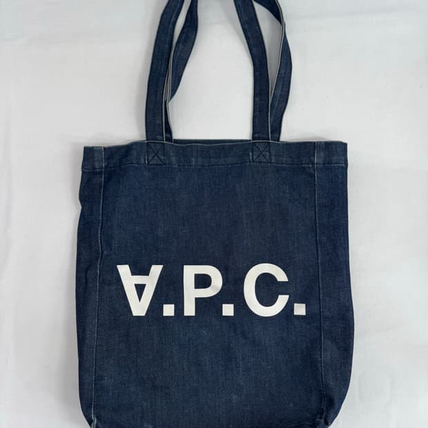A.P.C 아페쎄 데님 에코백 