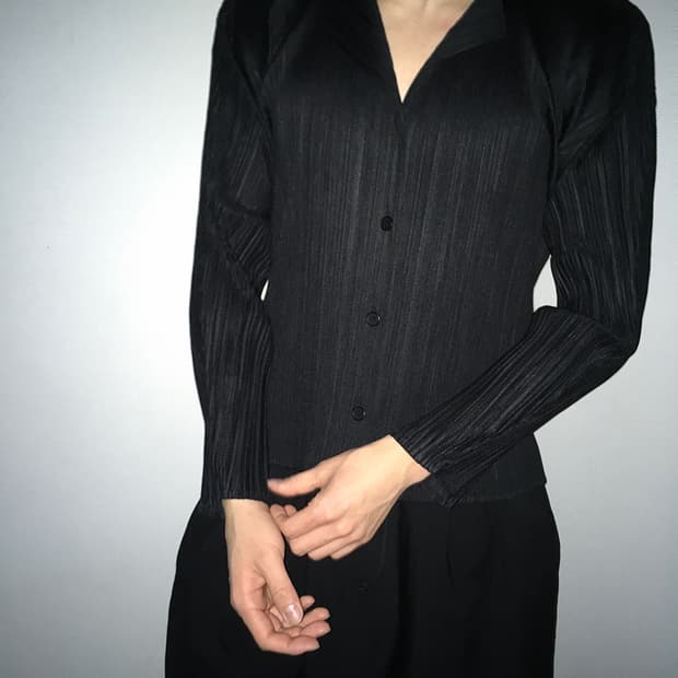 이세이미야케 플리츠 가디건