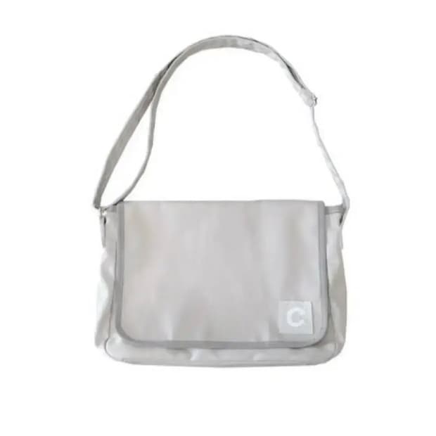 지초이 지프트샵 메신저백 아이스베이지