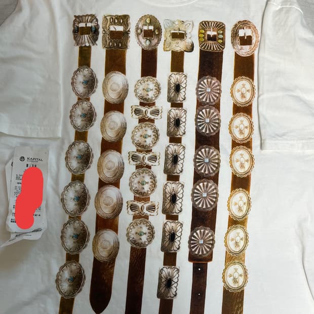 캐피탈 콘초 화이트 반팔