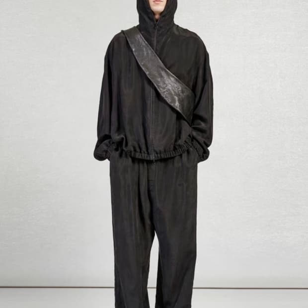 [5] 가브리엘라 콜 가먼츠 No.216 큐프로 더블 후디드 집업