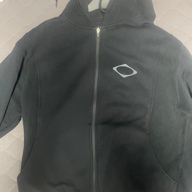 미스치프 후드집업