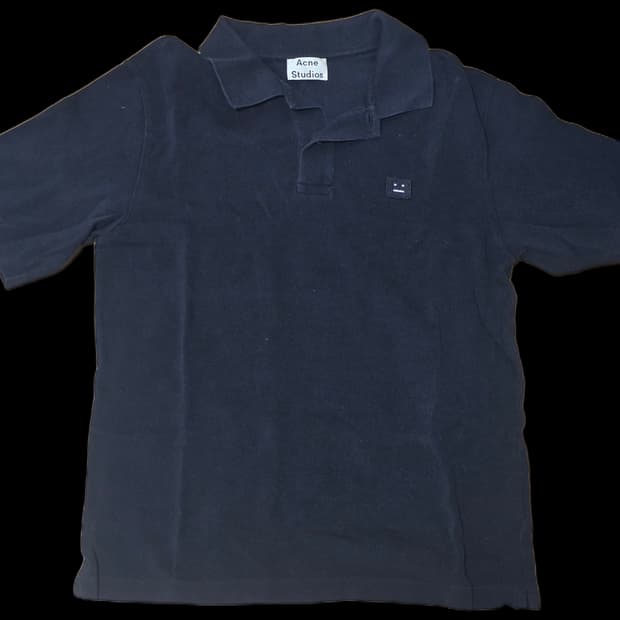 아크네 스튜디오 반팔카라티