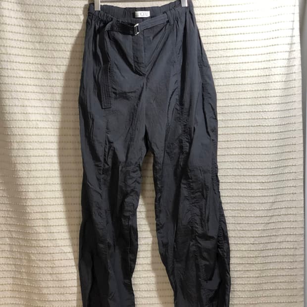 누아누 차콜 나일론 트레이닝 와이드 팬츠