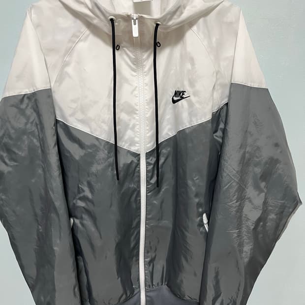 나이키  윈드러너(windrunner) 바람막이 화이트/그레이