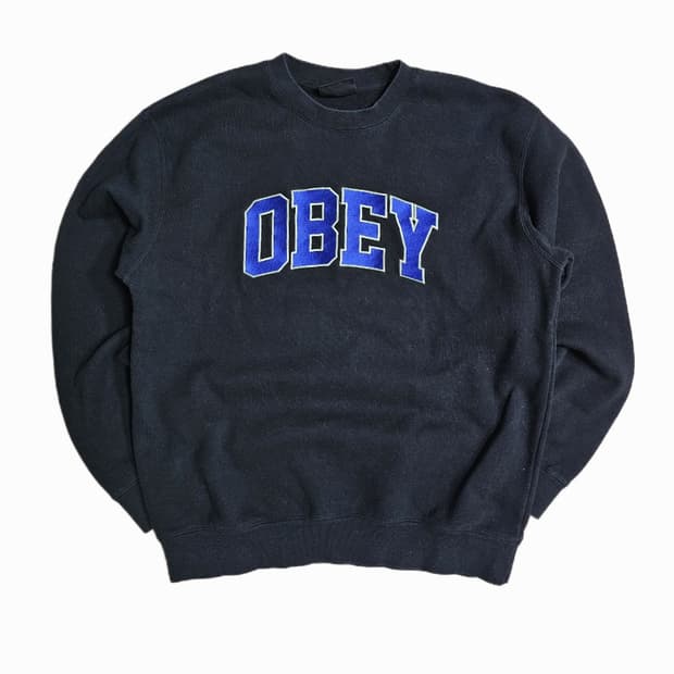 오베이 맨투맨 블랙 기모 M