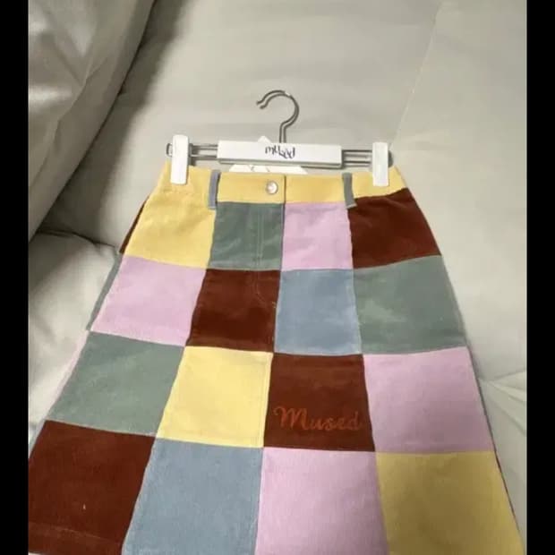 뮤제드 스커트