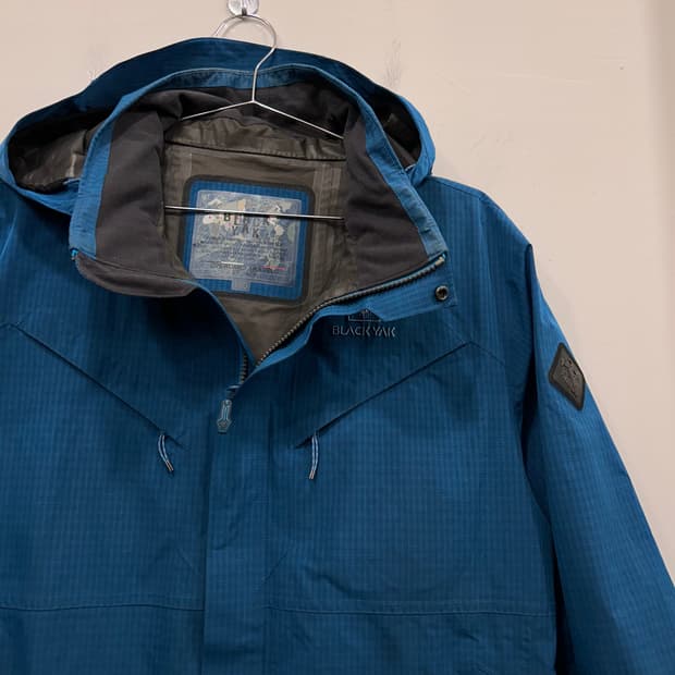 블랙야크 아웃도어 고어텍스 하이넥 후드 바람막이
