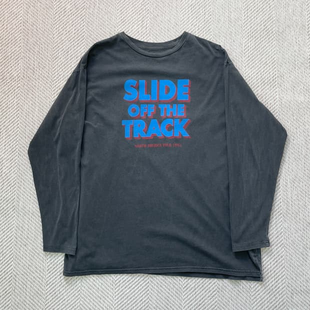 Slide of the track 1983 투어 롱슬리브 