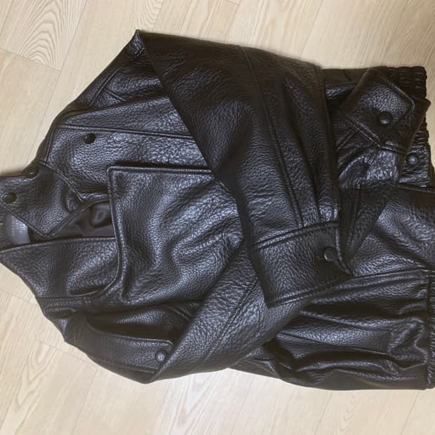 자라 페이크레더자켓 Xs