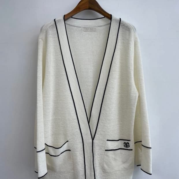[SJSJ] 정품 배색 라인 린넨 혼방 가디건 (상태 최상)
