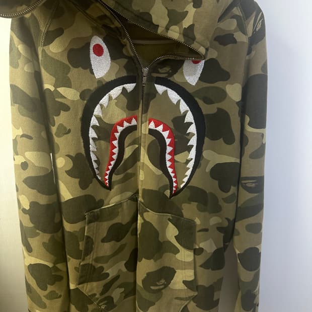 베이프 카키 카모 샤크 후드집업