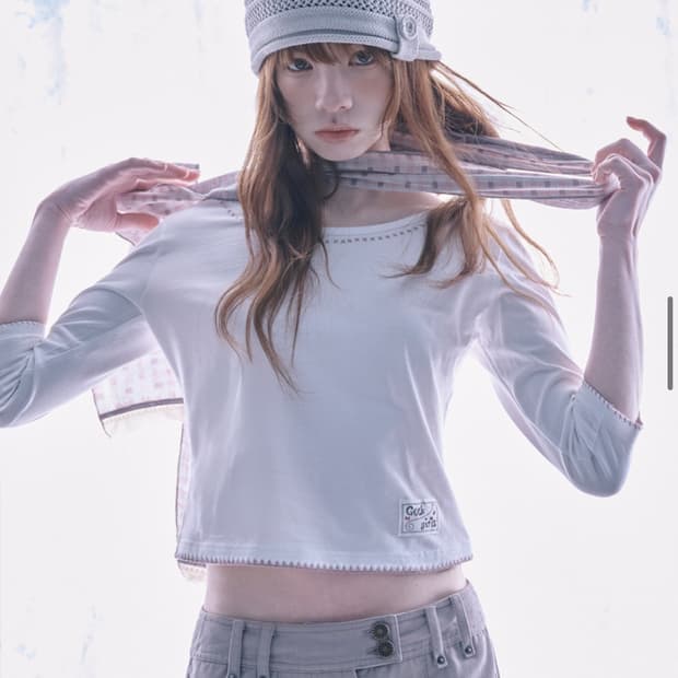 허그유어스킨 Button skashi knit beanie