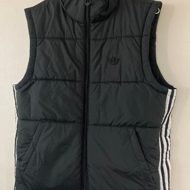 아디다스 블랙 3선 패딩 조끼 L