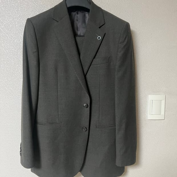 지오송지오/셋업 정장수트 카키/105,82