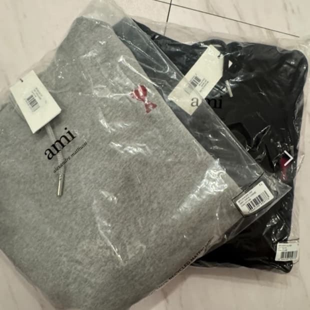 🔥[새상품/QR정품]🔥아미 후드티 스몰로고 블랙,그레이