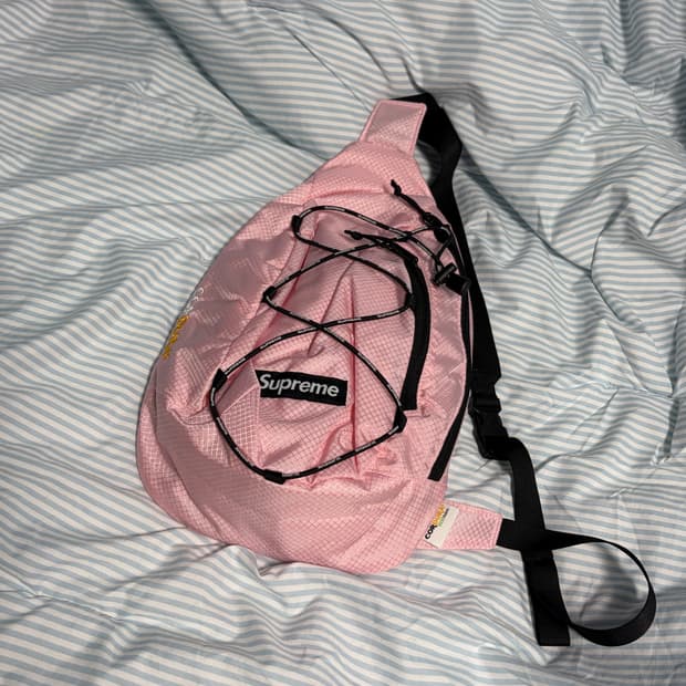 슈프림 슬링백 핑크 22SS