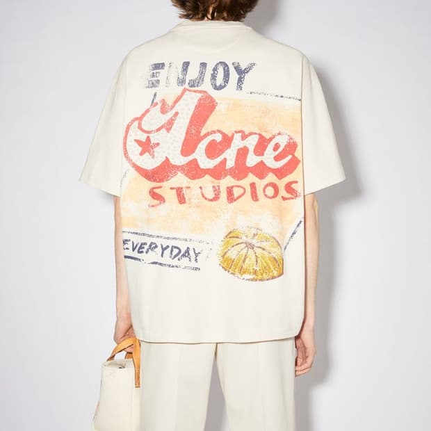 아크네 스튜디오 백프린트 티셔츠 (남여공용)