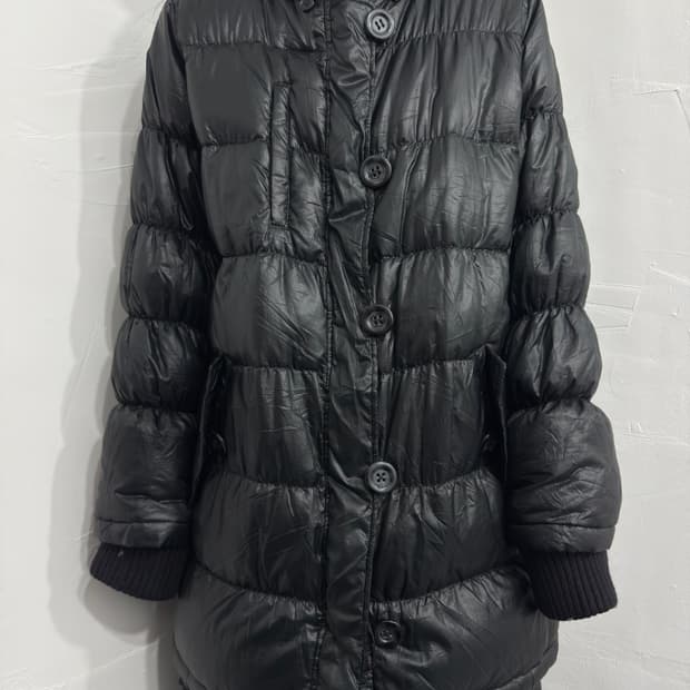 theoria button long padding