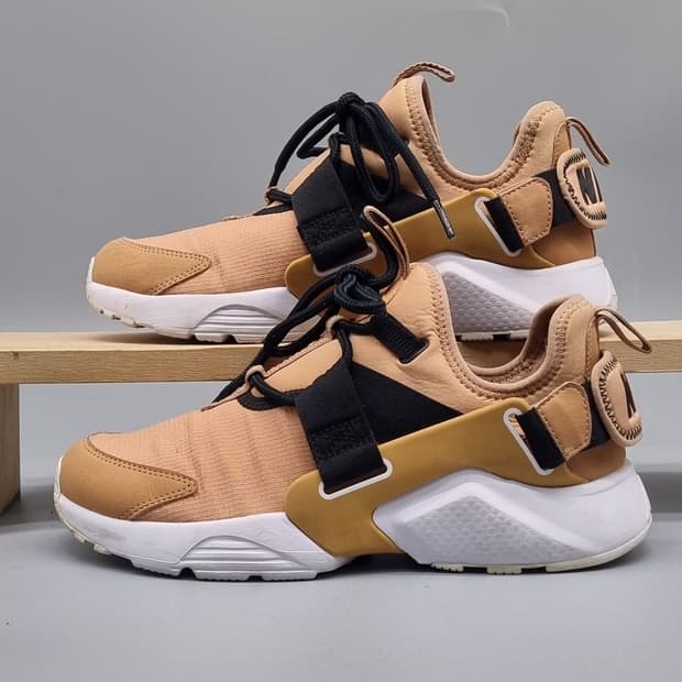 나이키 허라취 시티로우 운동화230