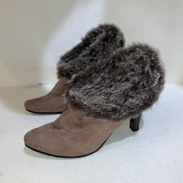 Brown Fur heel 