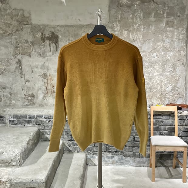 겐조 골프 골드 그라데이션 자카드 울 니트