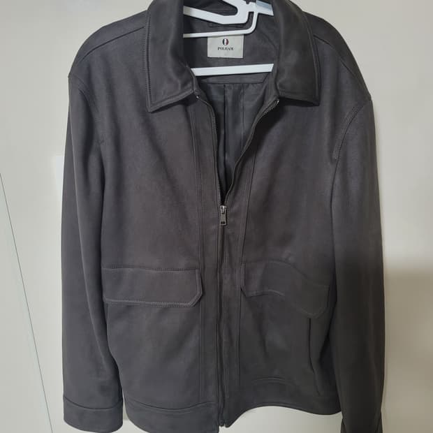 폴햄 세무 자켓 L 100정사이즈 상태극상

색상은 진한그레이  

걸어