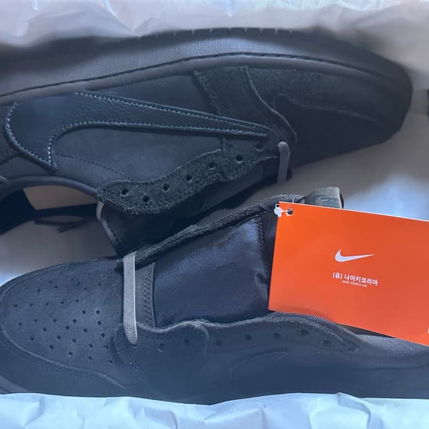 조던1 트래비스 스캇 벨벳 브라운 새상품 275