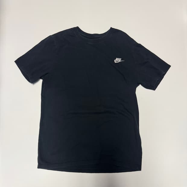 나이키 Nike 기본 스우시 로고 반팔 티셔츠 블랙 M ~ L