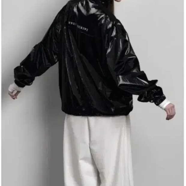 므넴 아카이브 코팅 나일론 점퍼 자켓 바람막이 블랙