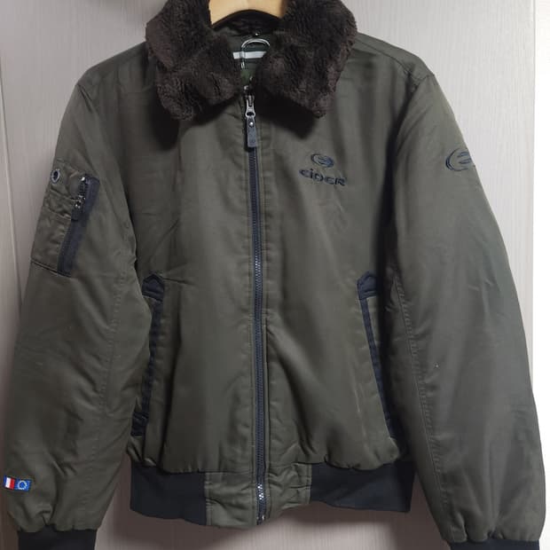 아이더 덕다운 숏패딩 자켓, M