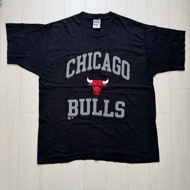 90s Vintage Chicago Bulls T Shirt