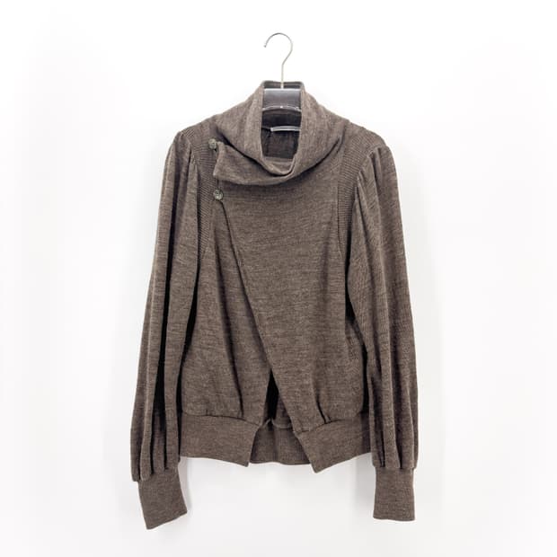  츠모리 치사토 드레이프 가디건