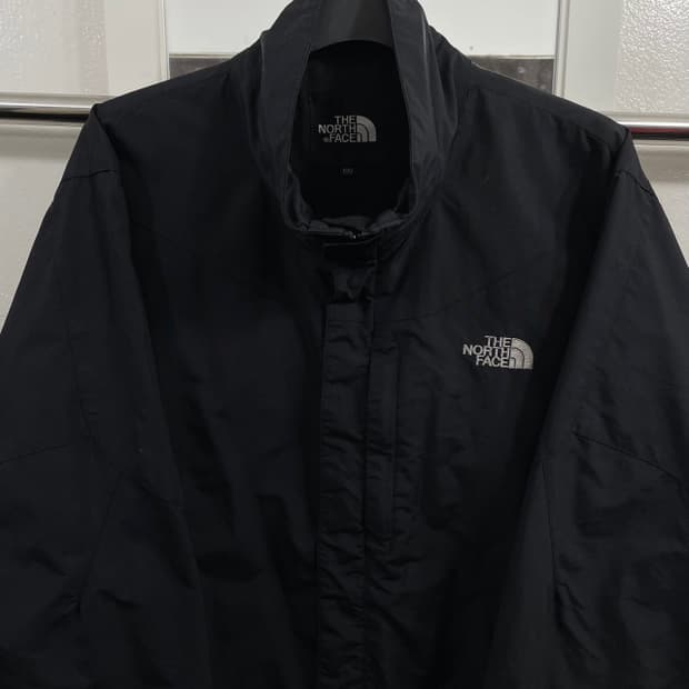  노스페이스 바람막이