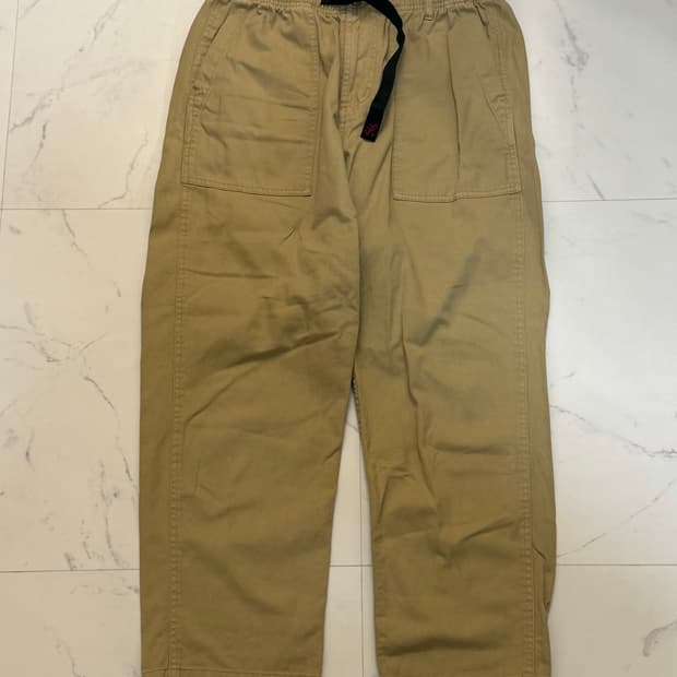 그라미치 루즈핏 테이퍼드 팬츠