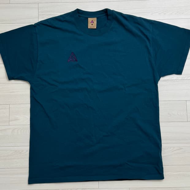 나이키 ACG 반팔 티셔츠 미드나잇 터콰이즈 US L