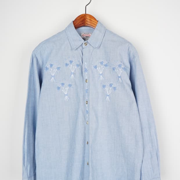  A.T.LTD floral embroidered shirt