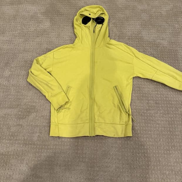  C.P. 컴퍼니 다이고날 레이즈드 고글 풀 집업 후디