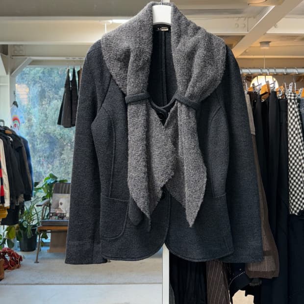 &.eycia 머플러 울자켓