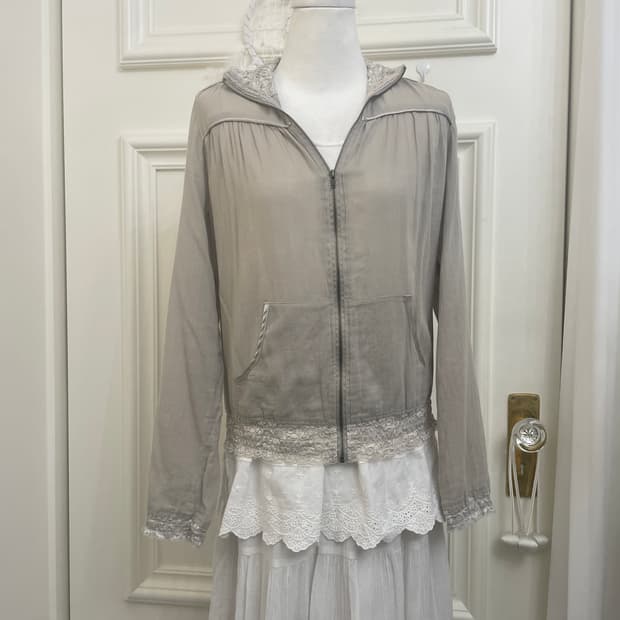 gray lace shirring fairy jacket(size-M)