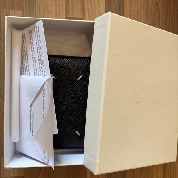 마르지엘라 반지갑