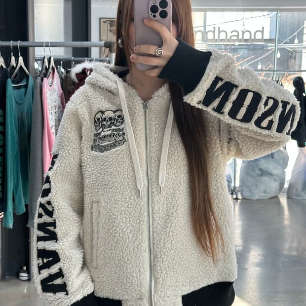 벤슨 스컬 자수 빅로고 플러피 후드자켓