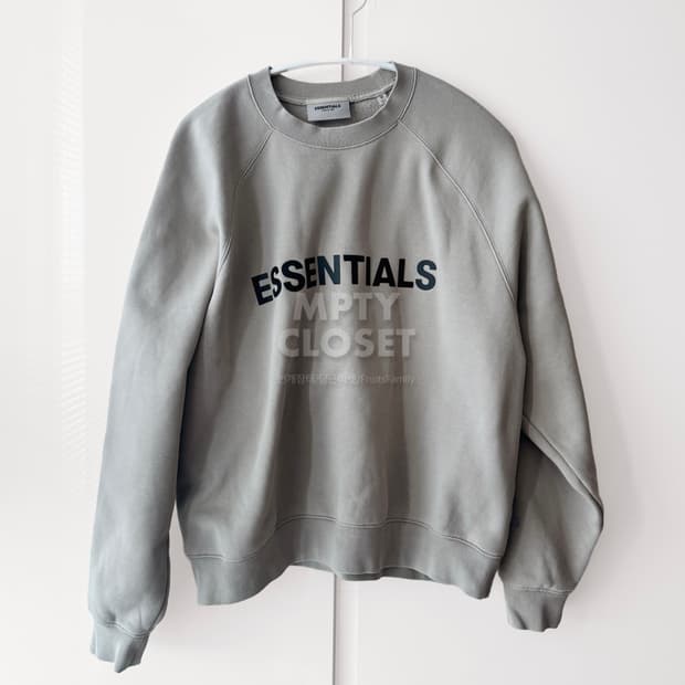에센셜 Essentials 로고 스웻셔츠 올리브/카키