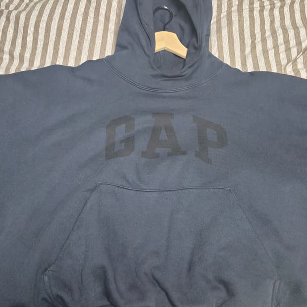 [S] 이지갭 도브 후드 워시드 블랙 판매합니다.