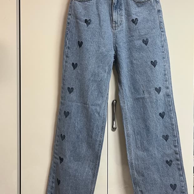 KIMHEKIM 킴해킴 하트 데님 와이드 팬츠