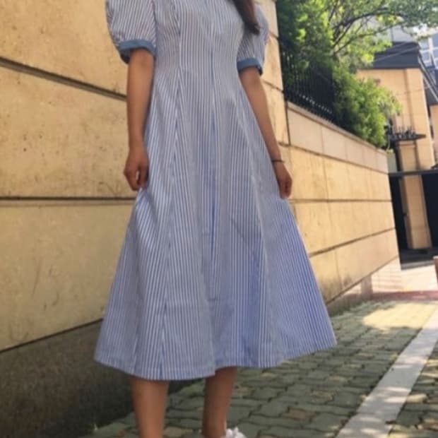 앤유 포지타노 비숍 쇼트 슬리브 드레스