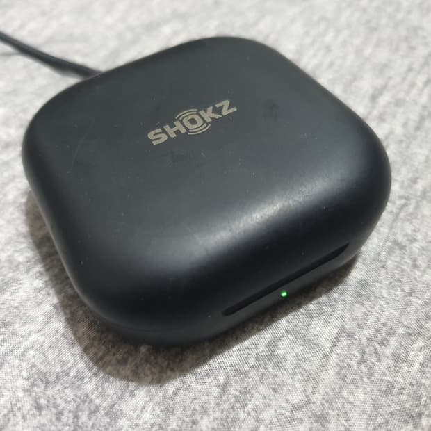 애프터샥 Shokz T910 블랙 충전 케이스 본체