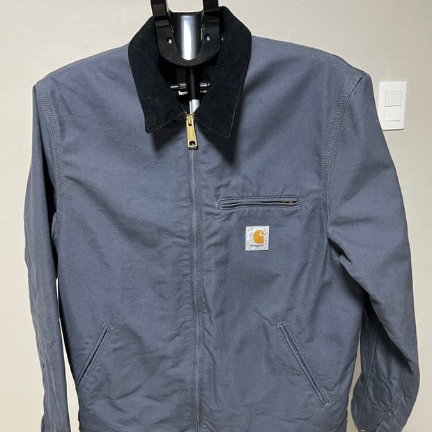 칼하트 wip 디트로이트 제우스 L 팝니다.  (봄, 가을용)