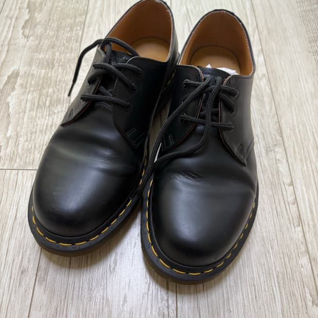 닥터마틴 1461 3홀 스무스 250