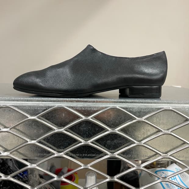 오프닝 세레모니 레더 로퍼 블랙 eu38 (gr-4272)